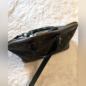 Extra photos of Vintage Authentic Louis Vuitton Alma hand painted.